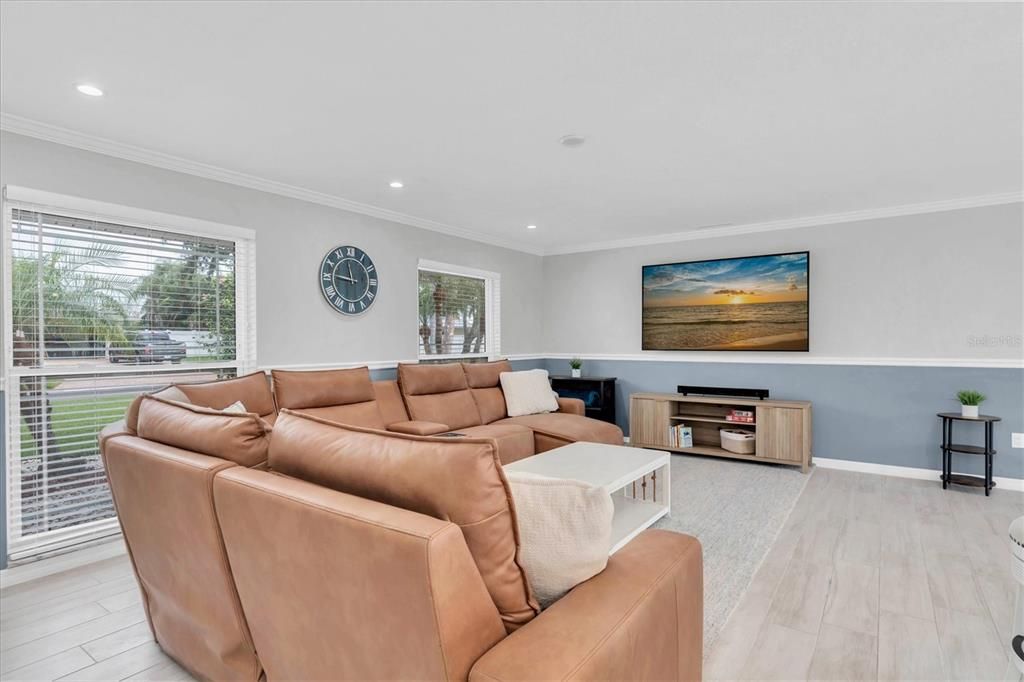 待售: $1,550,000 (3 贝兹, 2 浴室, 1715 平方英尺)