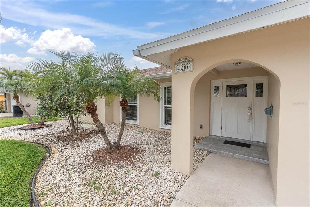 待售: $1,550,000 (3 贝兹, 2 浴室, 1715 平方英尺)