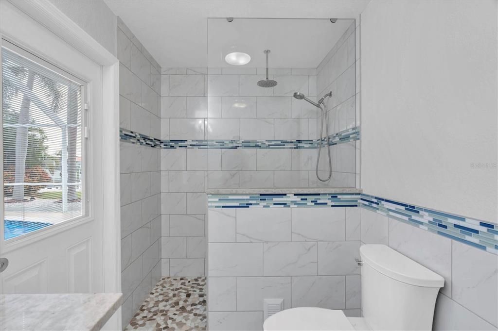 待售: $1,550,000 (3 贝兹, 2 浴室, 1715 平方英尺)