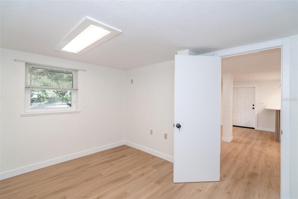 На продажу: $1,500,000 (6 спален, 4 ванн, 4792 Квадратных фут)