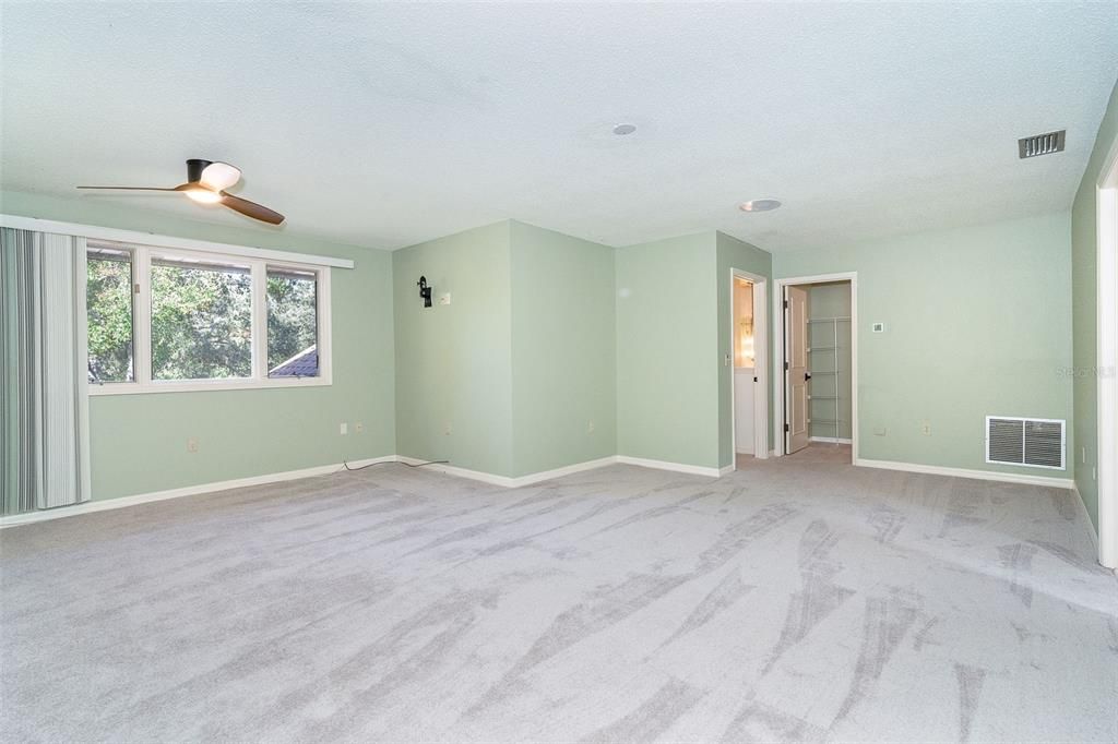 На продажу: $1,500,000 (6 спален, 4 ванн, 4792 Квадратных фут)