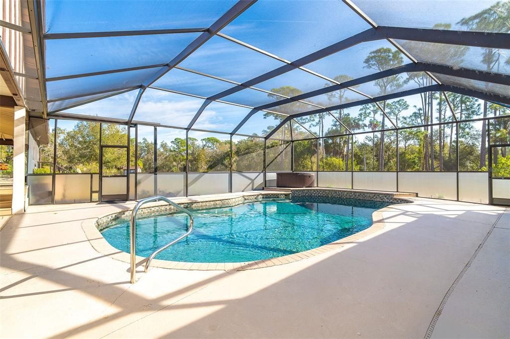 На продажу: $1,500,000 (6 спален, 4 ванн, 4792 Квадратных фут)