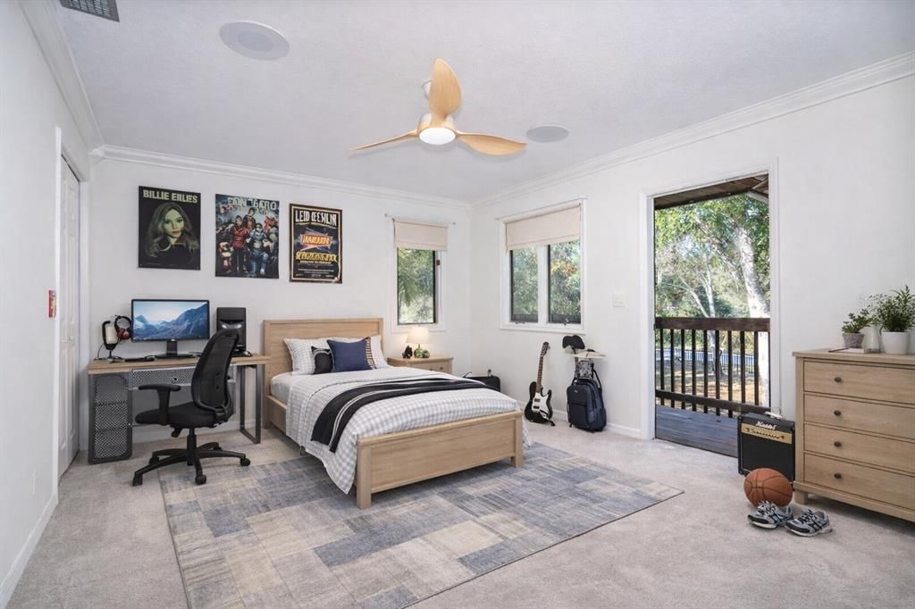 На продажу: $1,500,000 (6 спален, 4 ванн, 4792 Квадратных фут)