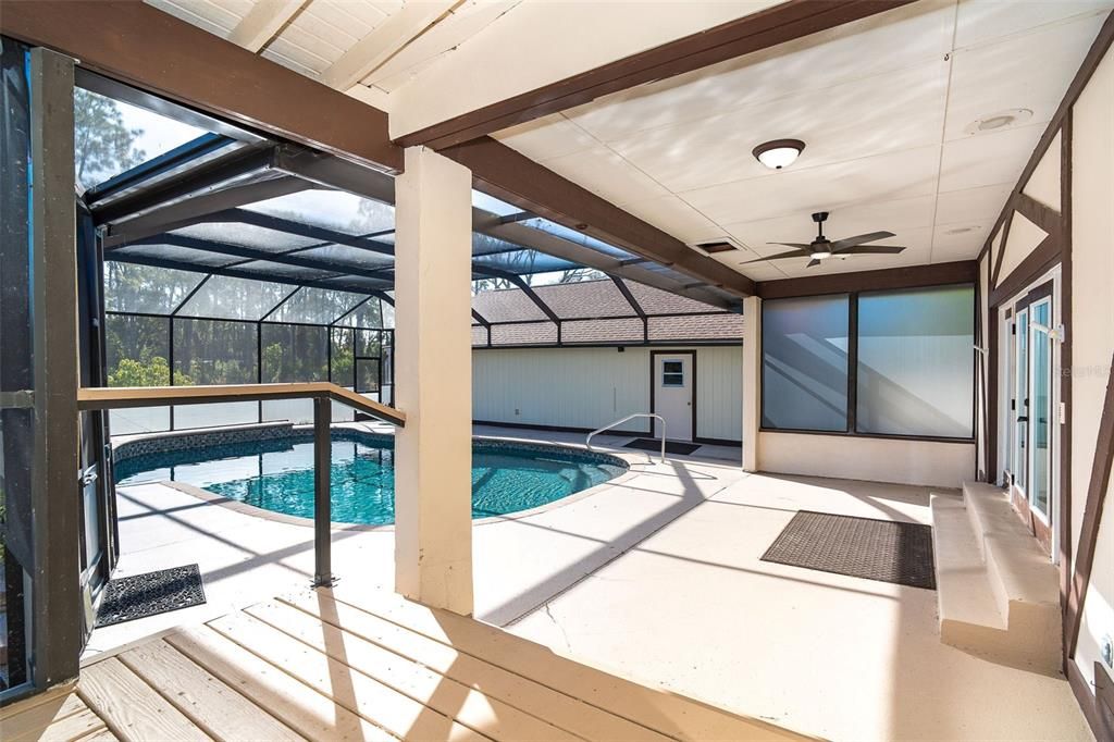 На продажу: $1,500,000 (6 спален, 4 ванн, 4792 Квадратных фут)