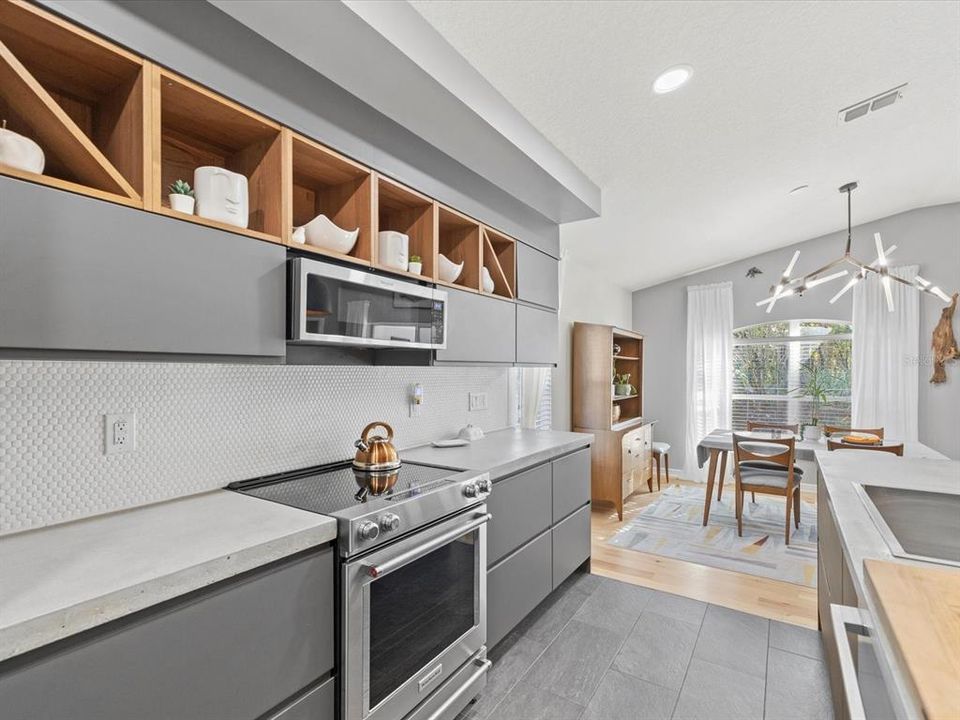 待售: $349,900 (3 贝兹, 2 浴室, 1597 平方英尺)