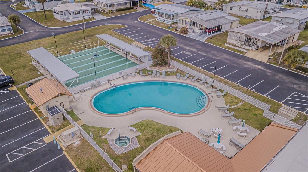 На продажу: $144,000 (2 спален, 2 ванн, 1128 Квадратных фут)