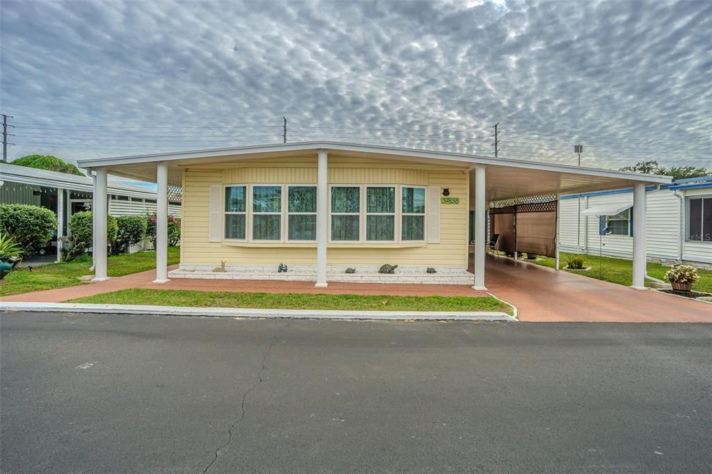 На продажу: $144,000 (2 спален, 2 ванн, 1128 Квадратных фут)