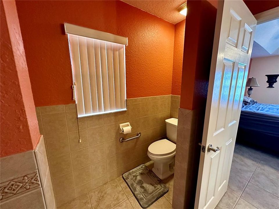 На продажу: $599,999 (4 спален, 2 ванн, 2234 Квадратных фут)