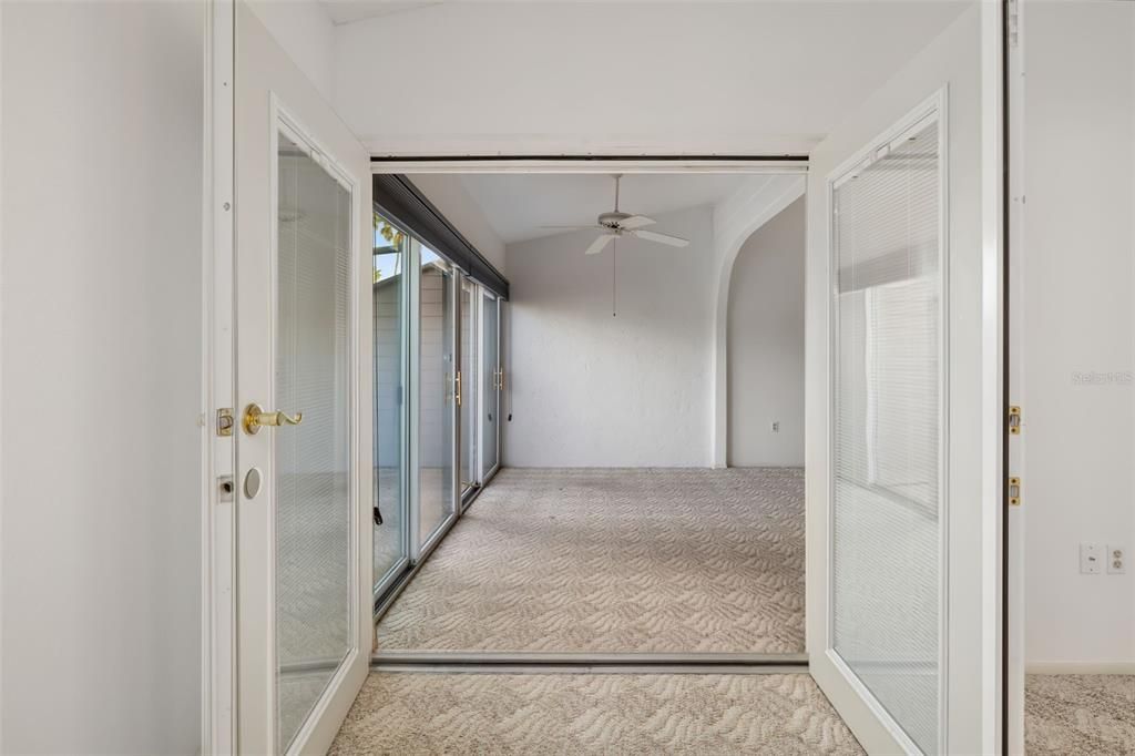 En Venta: $250,000 (2 camas, 2 baños, 1181 Pies cuadrados)