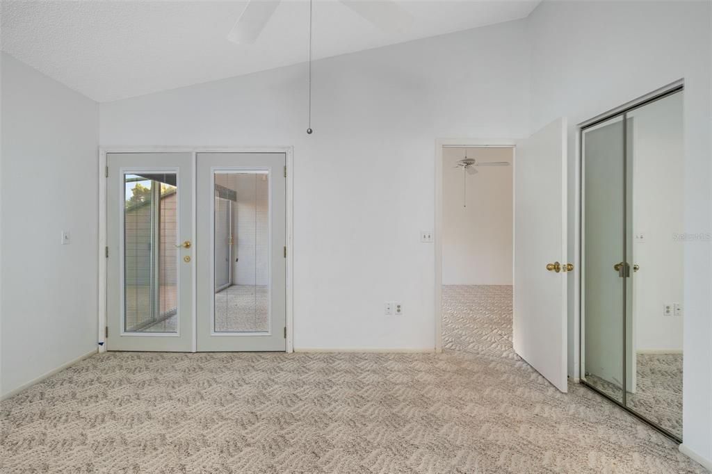 En Venta: $250,000 (2 camas, 2 baños, 1181 Pies cuadrados)