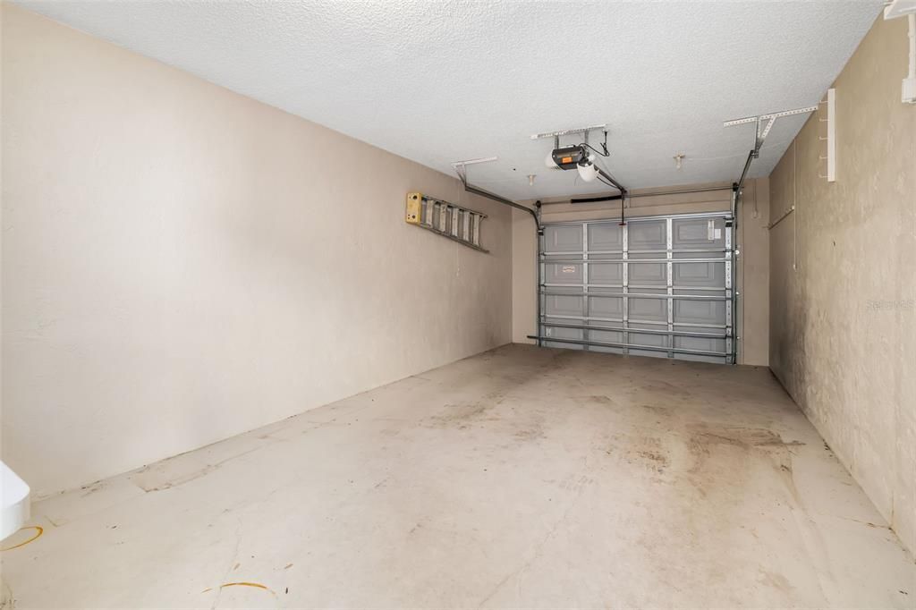 En Venta: $250,000 (2 camas, 2 baños, 1181 Pies cuadrados)