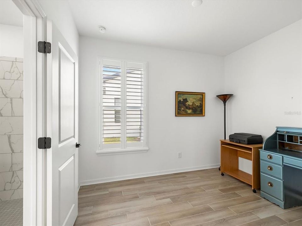 На продажу: $340,000 (2 спален, 2 ванн, 1700 Квадратных фут)