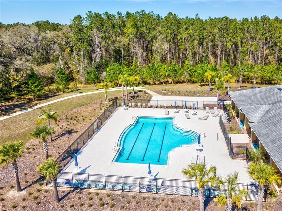 На продажу: $340,000 (2 спален, 2 ванн, 1700 Квадратных фут)