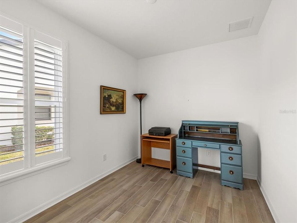 На продажу: $340,000 (2 спален, 2 ванн, 1700 Квадратных фут)