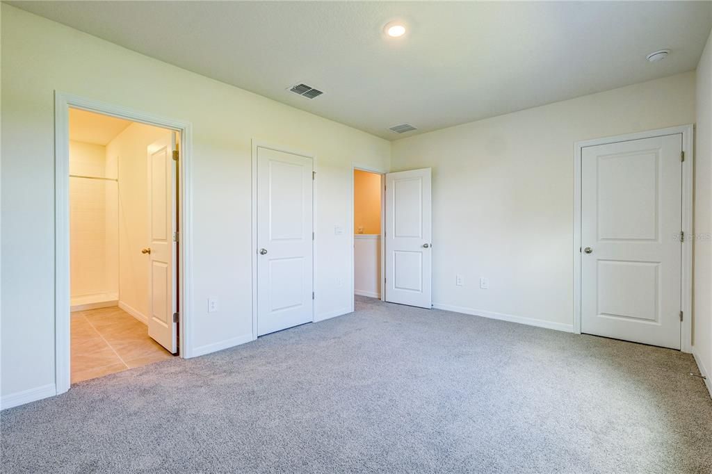 For Rent: $2,250 (3 beds, 2 baths, 1673 Square Feet)