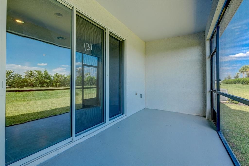 For Rent: $2,250 (3 beds, 2 baths, 1673 Square Feet)