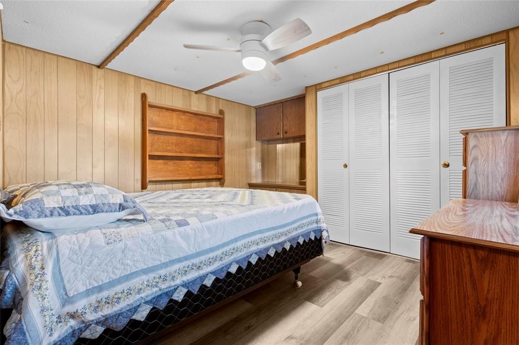 待售: $78,900 (2 贝兹, 1 浴室, 672 平方英尺)