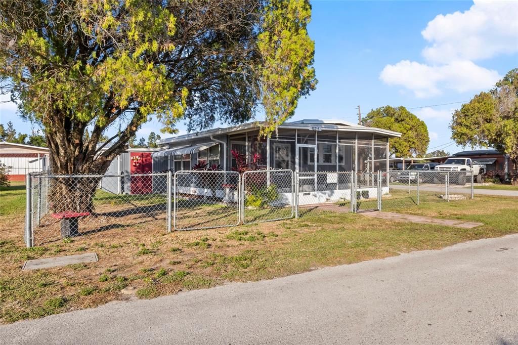 待售: $78,900 (2 贝兹, 1 浴室, 672 平方英尺)