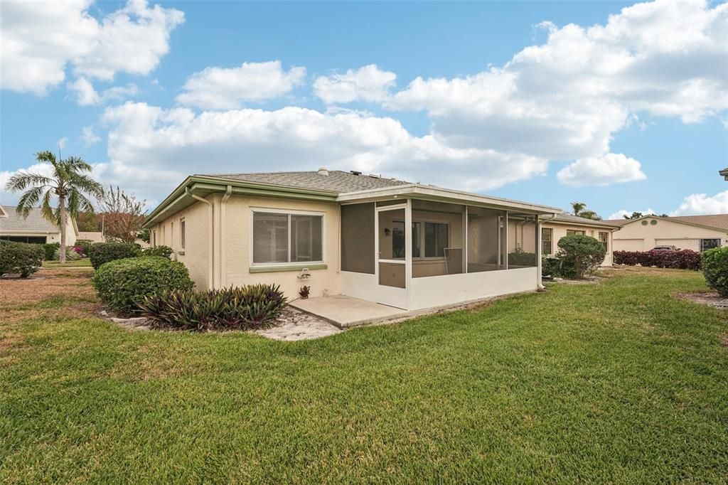 待售: $214,900 (2 贝兹, 2 浴室, 1403 平方英尺)