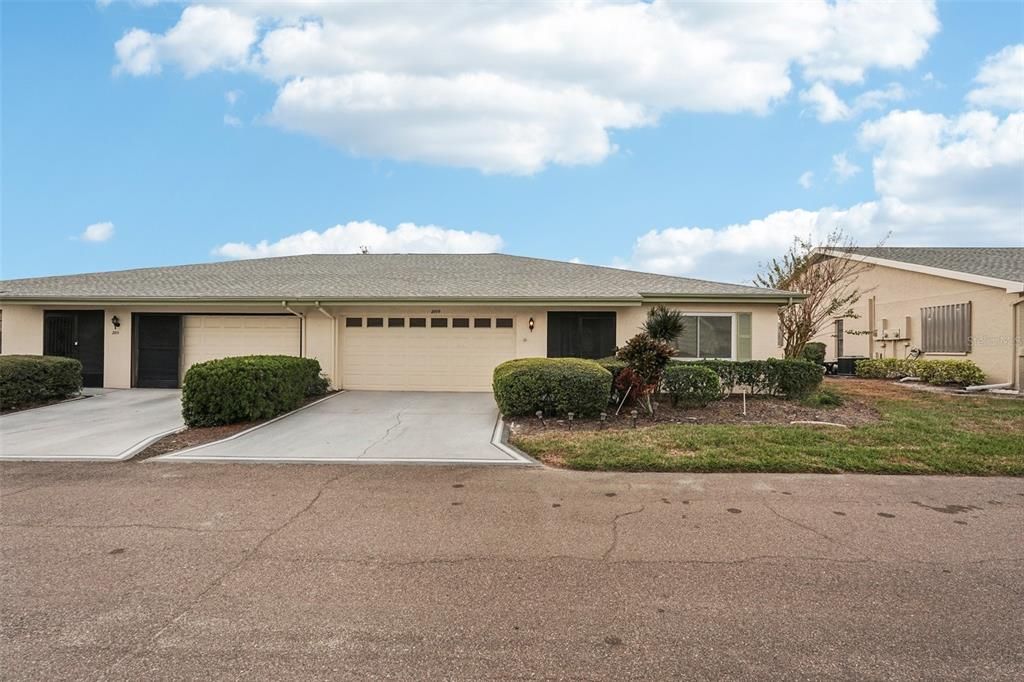 For Sale: $214,900 (2 beds, 2 baths, 1403 Square Feet)