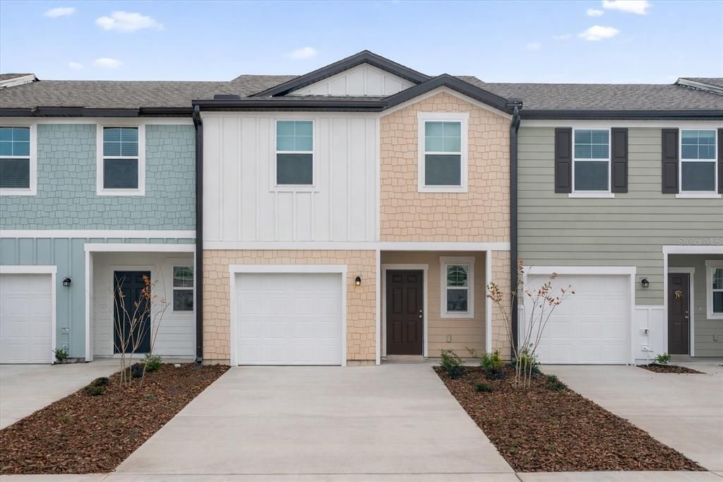 En Renta: $2,150 (3 camas, 2 baños, 1424 Pies cuadrados)