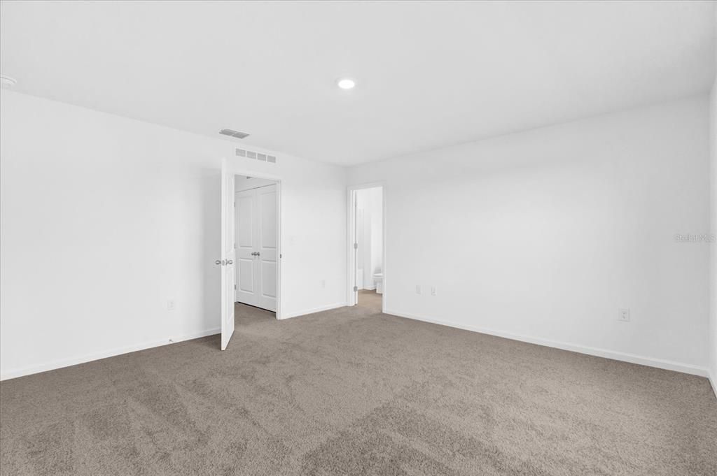 En Renta: $2,150 (3 camas, 2 baños, 1424 Pies cuadrados)