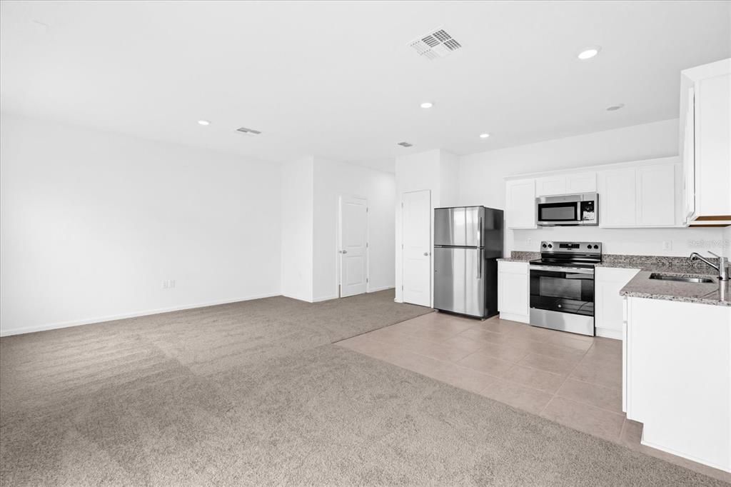 En Renta: $2,150 (3 camas, 2 baños, 1424 Pies cuadrados)