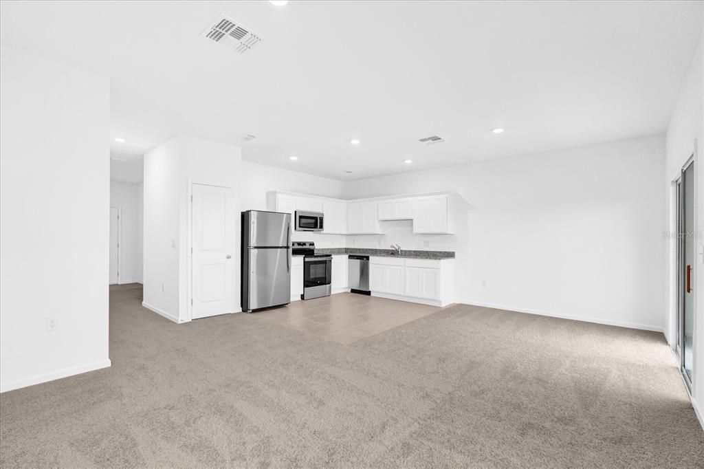 En Renta: $2,150 (3 camas, 2 baños, 1424 Pies cuadrados)