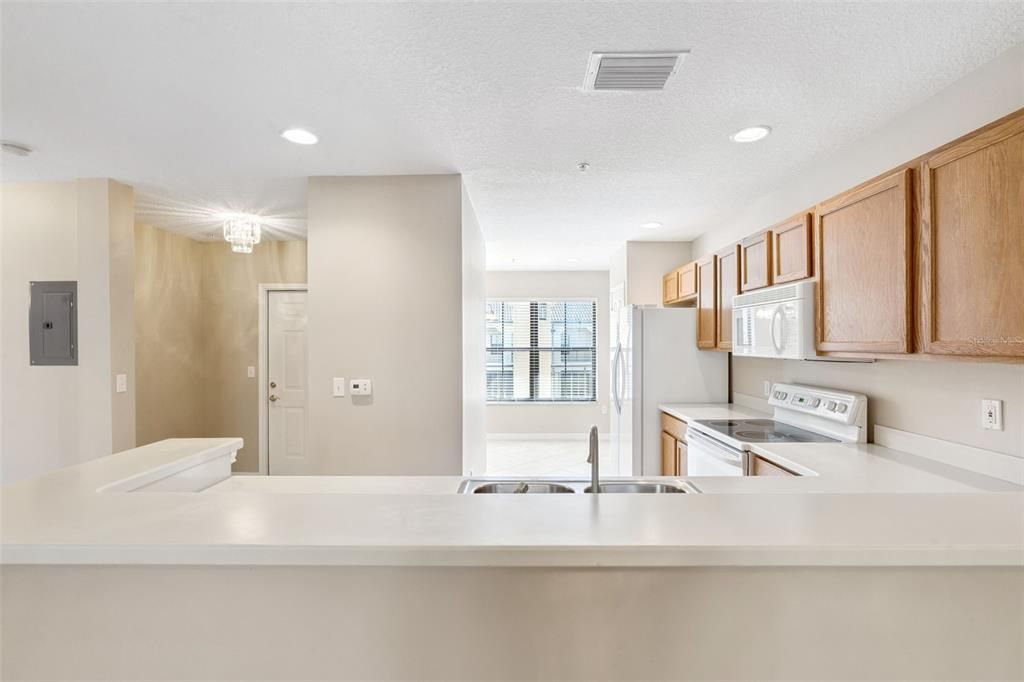 En Venta: $349,800 (2 camas, 2 baños, 1360 Pies cuadrados)