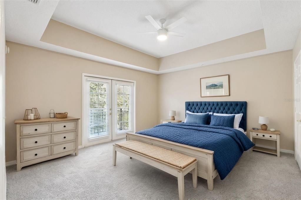 En Venta: $349,800 (2 camas, 2 baños, 1360 Pies cuadrados)