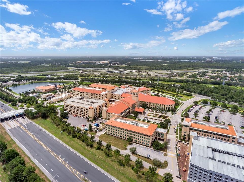 En Venta: $349,800 (2 camas, 2 baños, 1360 Pies cuadrados)