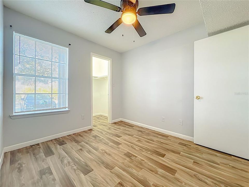 На продажу: $139,000 (2 спален, 1 ванн, 810 Квадратных фут)