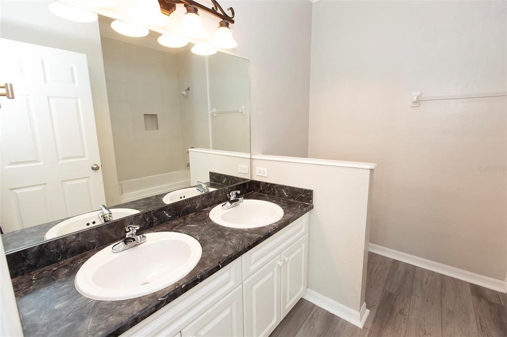 En Renta: $1,995 (3 camas, 2 baños, 1380 Pies cuadrados)