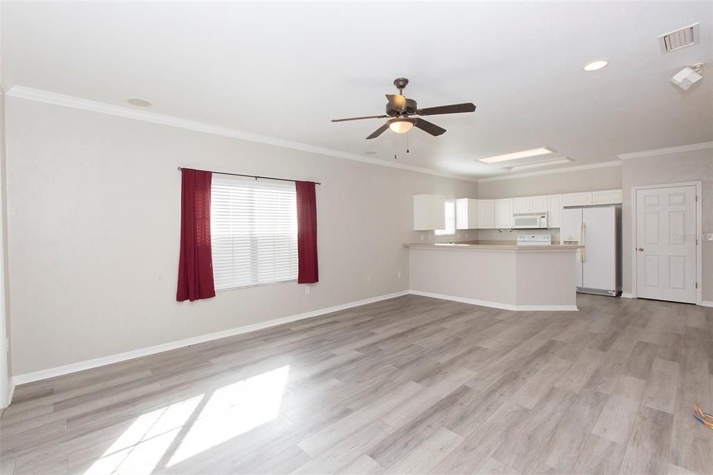 En Renta: $1,995 (3 camas, 2 baños, 1380 Pies cuadrados)