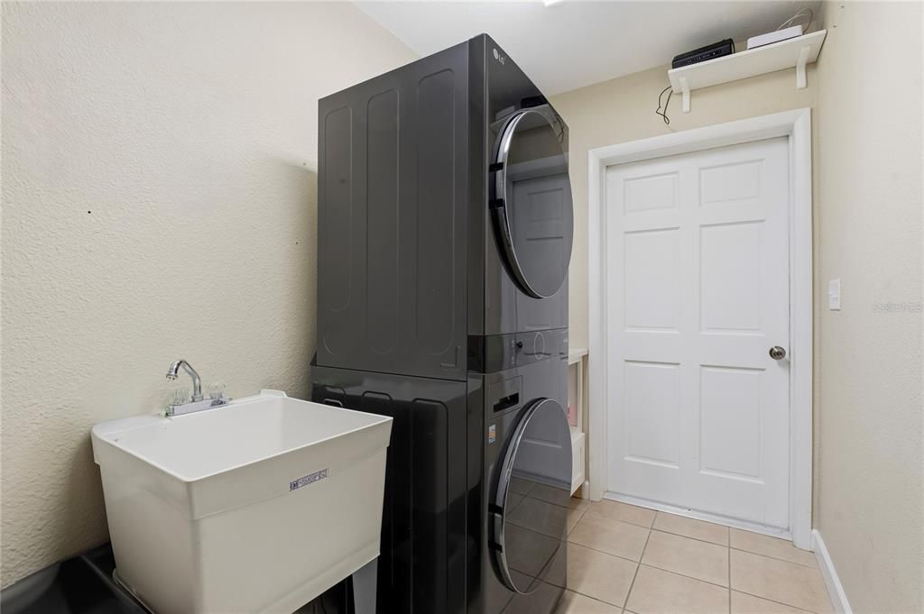 На продажу: $624,990 (3 спален, 2 ванн, 2257 Квадратных фут)