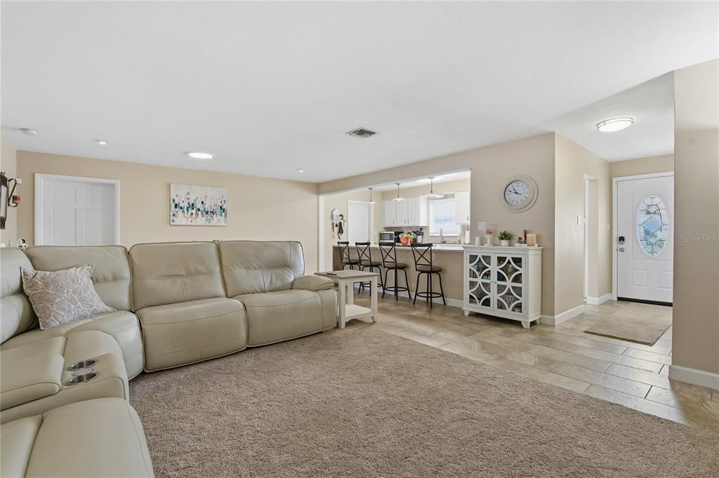 На продажу: $624,990 (3 спален, 2 ванн, 2257 Квадратных фут)