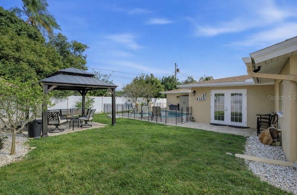 На продажу: $624,990 (3 спален, 2 ванн, 2257 Квадратных фут)