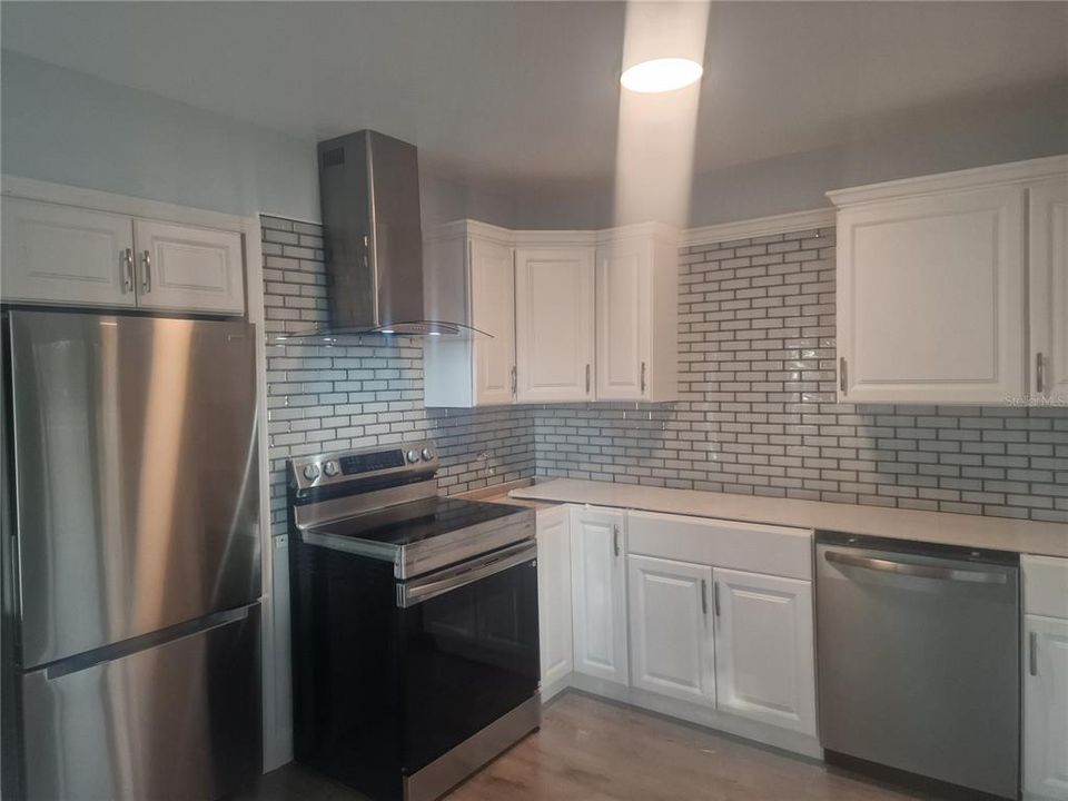 待售: $214,900 (3 贝兹, 2 浴室, 1448 平方英尺)