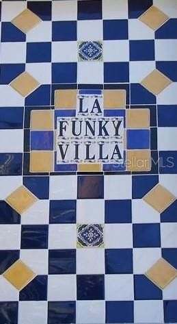 For Rent: $1,995 (1 beds, 1 baths, 740 Square Feet)