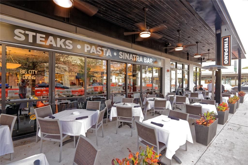 For Rent: $1,995 (1 beds, 1 baths, 740 Square Feet)