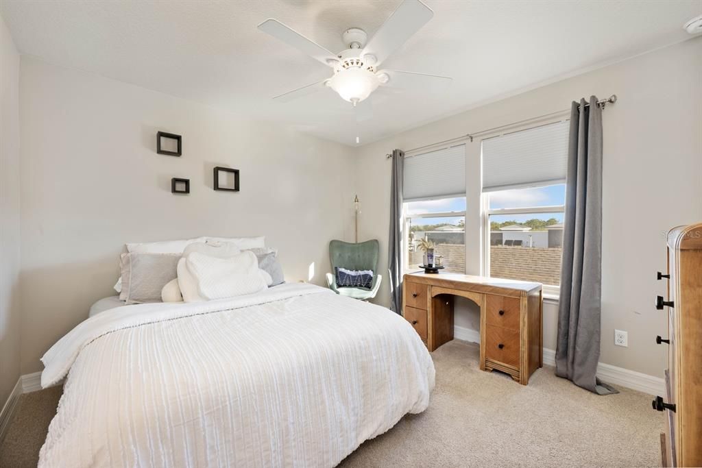 For Sale: $370,000 (2 beds, 2 baths, 1456 Square Feet)