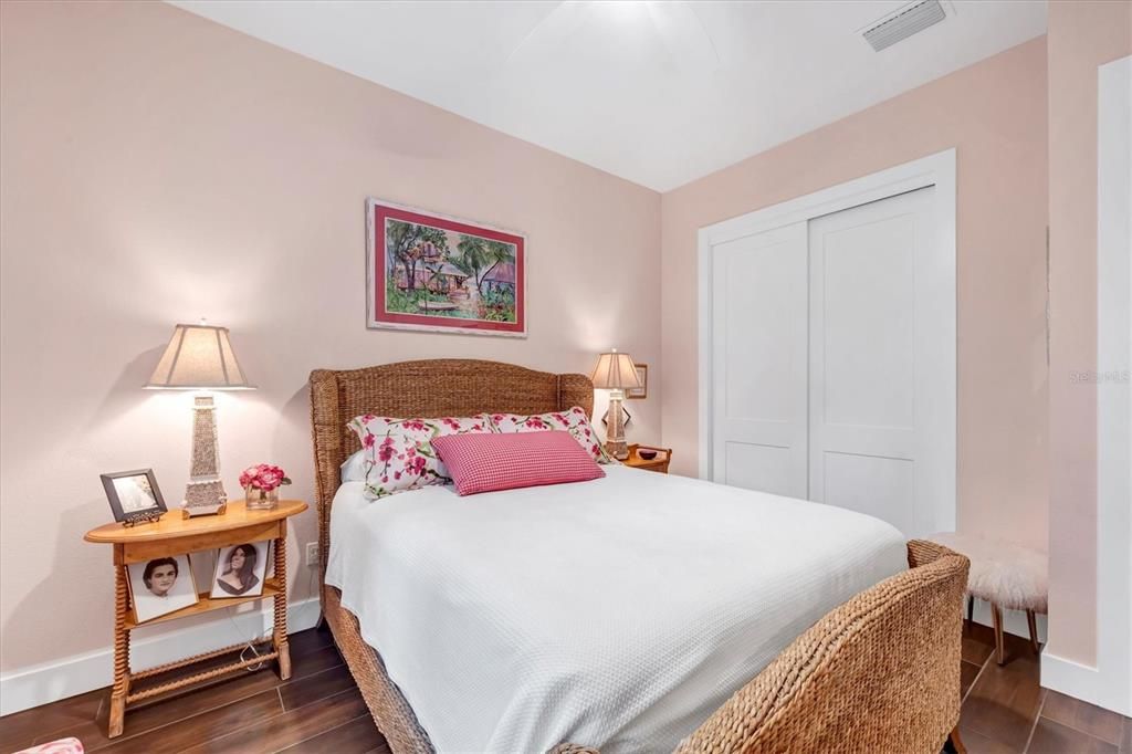 На продажу: $769,900 (4 спален, 2 ванн, 2314 Квадратных фут)