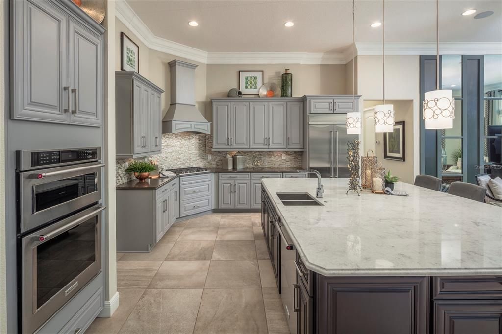 На продажу: $887,000 (3 спален, 2 ванн, 2966 Квадратных фут)