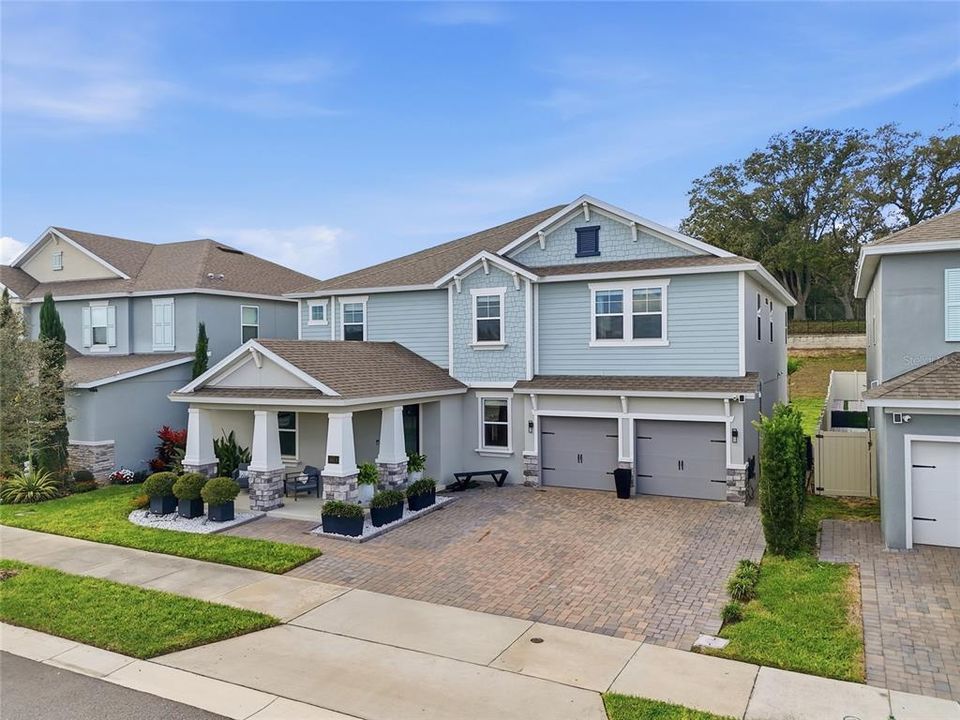 На продажу: $900,000 (7 спален, 4 ванн, 4720 Квадратных фут)