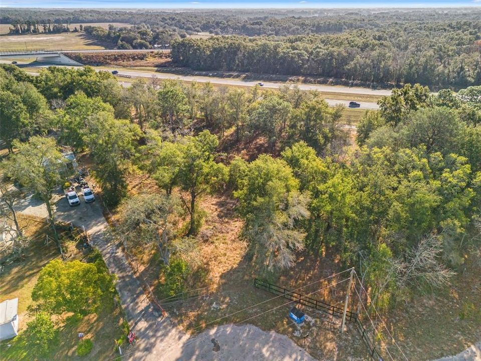 На продажу: $72,000 (0.96 acres)