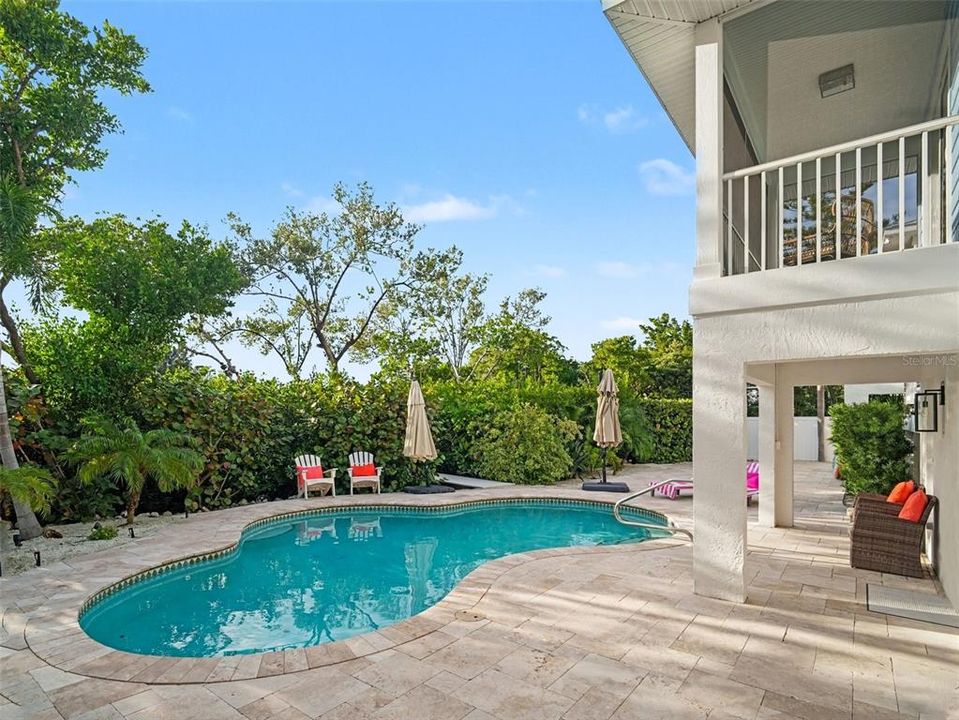 En Venta: $2,790,000 (4 camas, 3 baños, 2368 Pies cuadrados)