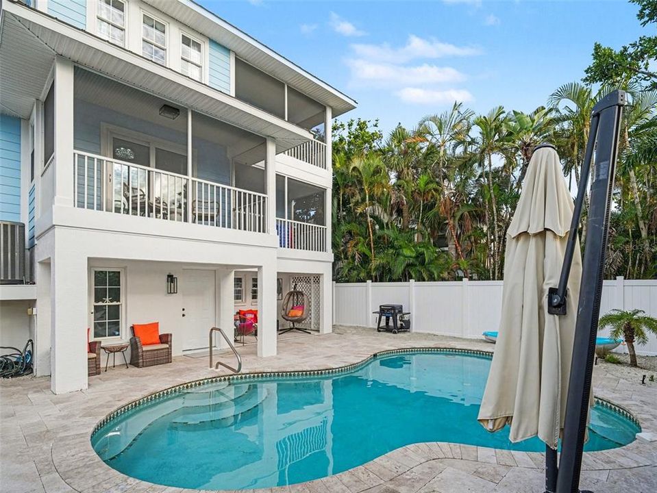 En Venta: $2,790,000 (4 camas, 3 baños, 2368 Pies cuadrados)