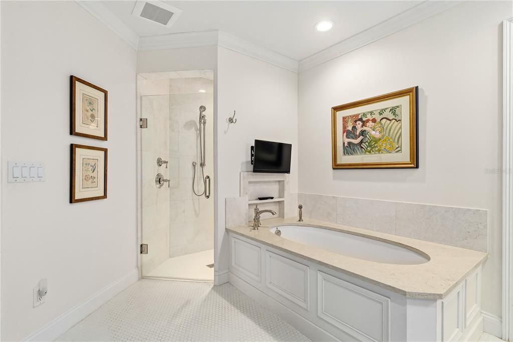 На продажу: $1,100,000 (2 спален, 2 ванн, 2078 Квадратных фут)