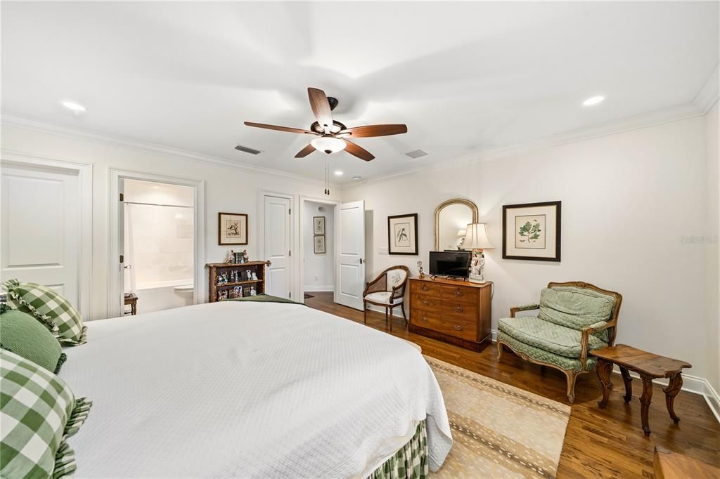 На продажу: $1,100,000 (2 спален, 2 ванн, 2078 Квадратных фут)