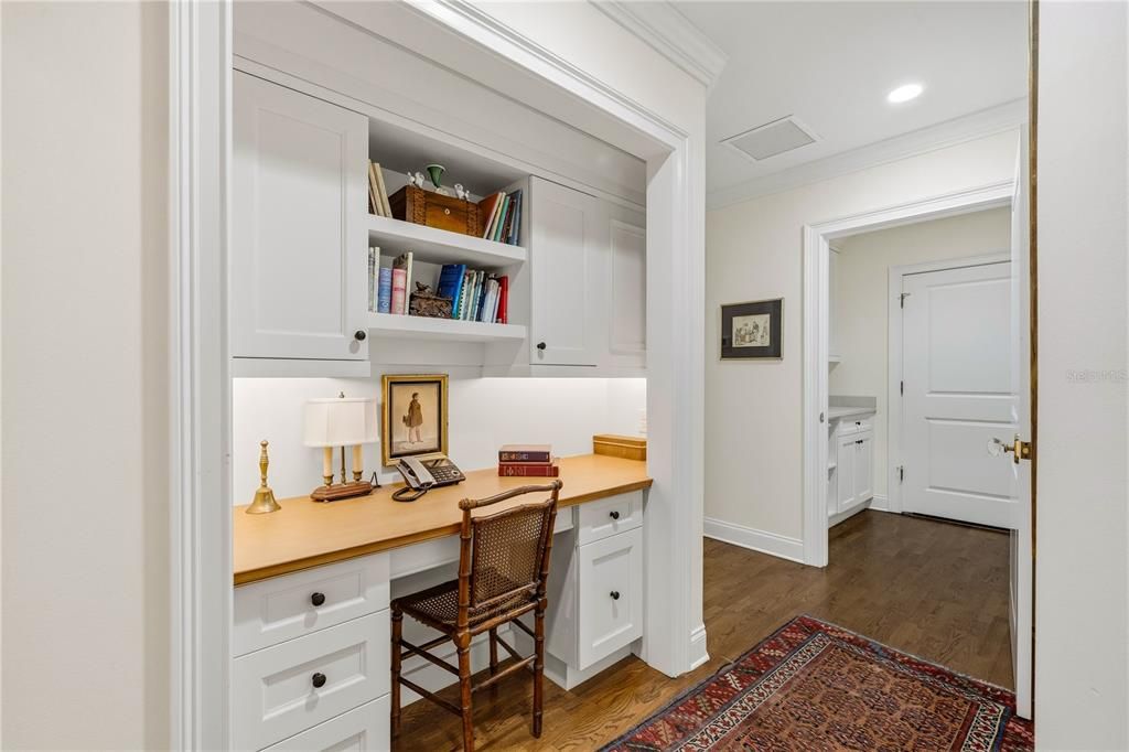 На продажу: $1,100,000 (2 спален, 2 ванн, 2078 Квадратных фут)